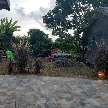 Zannanna Delair Casa de hóspedes Sainte-Anne  Exterior foto